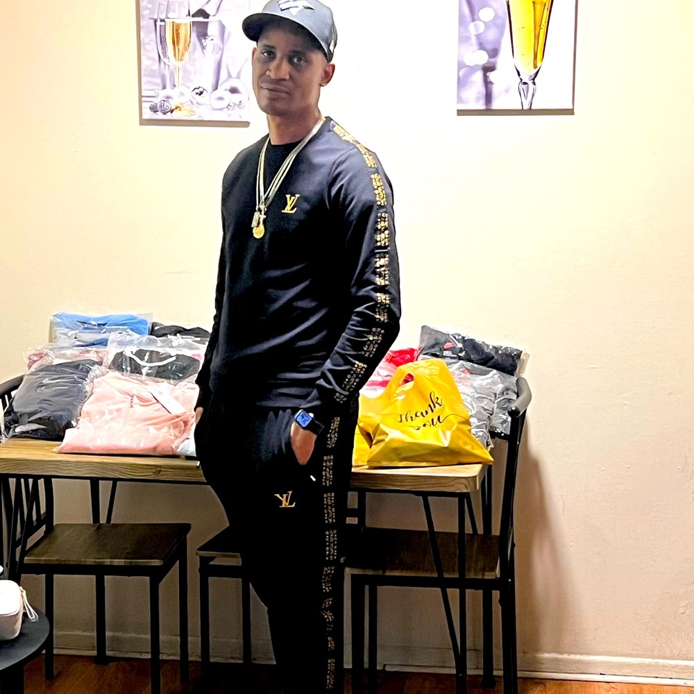 Mens Louis Vuitton sweatsuit